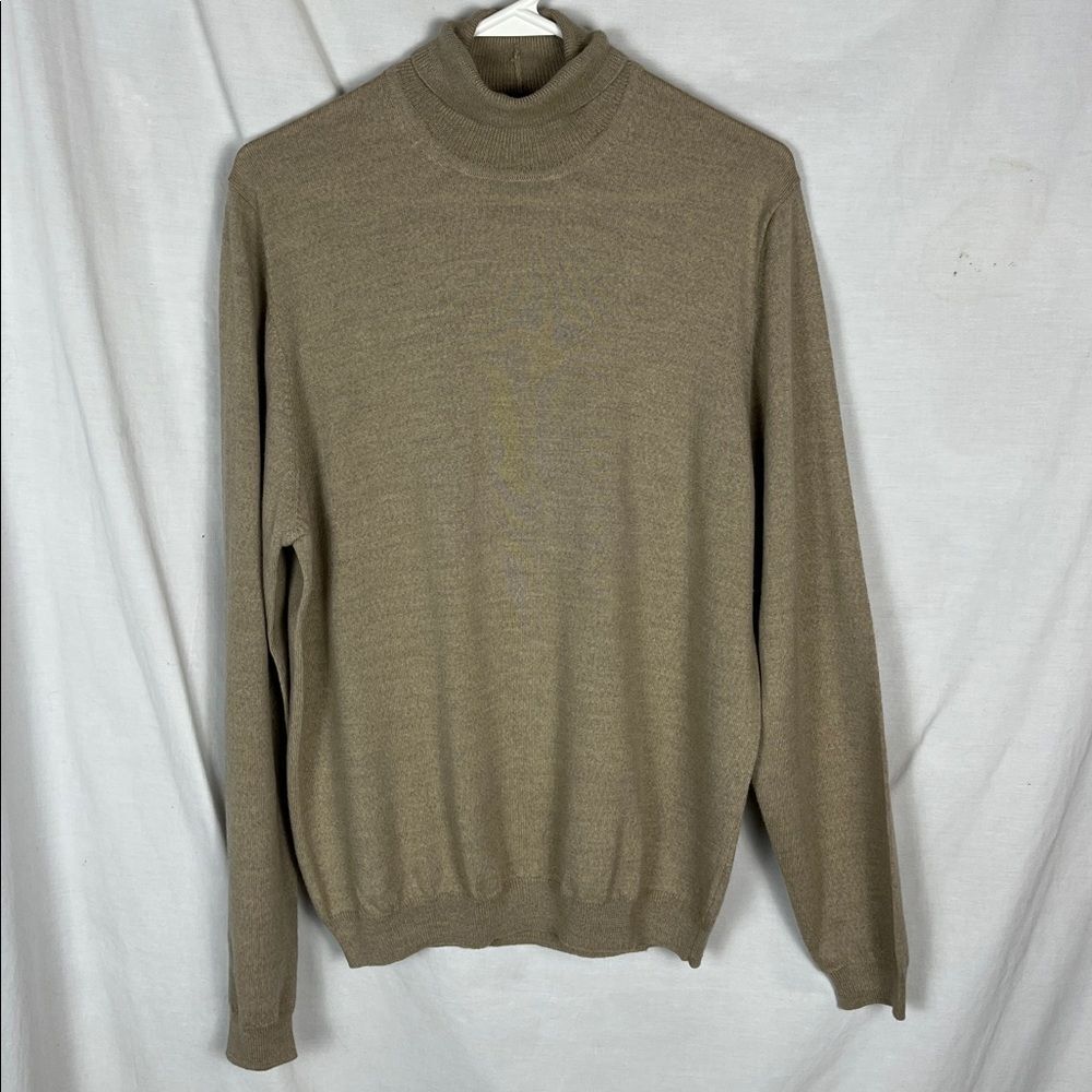 Brooks Brothers Tan Extra Fine Merino Wool Turtleneck Lightweight Sweater